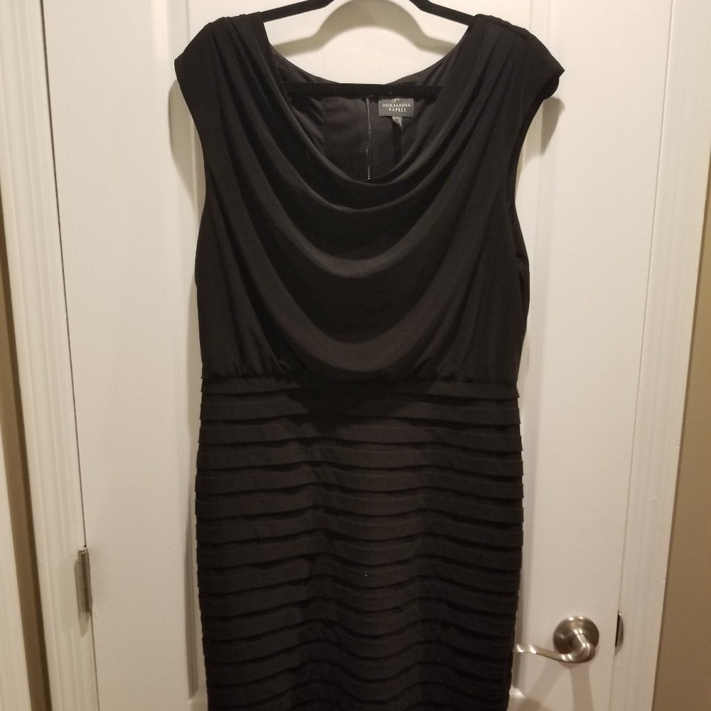 Adrianna Papell Women's Black Sleeveless Dress in Size 14